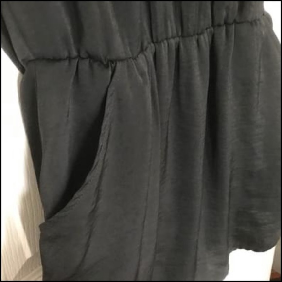 Banana republic dress with pockets - Picture 3 of 4